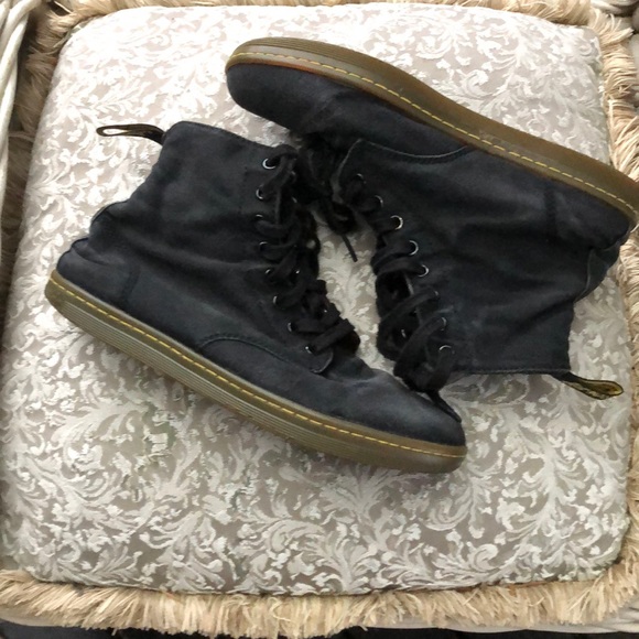 Dr. Martens Shoes - Doc martens